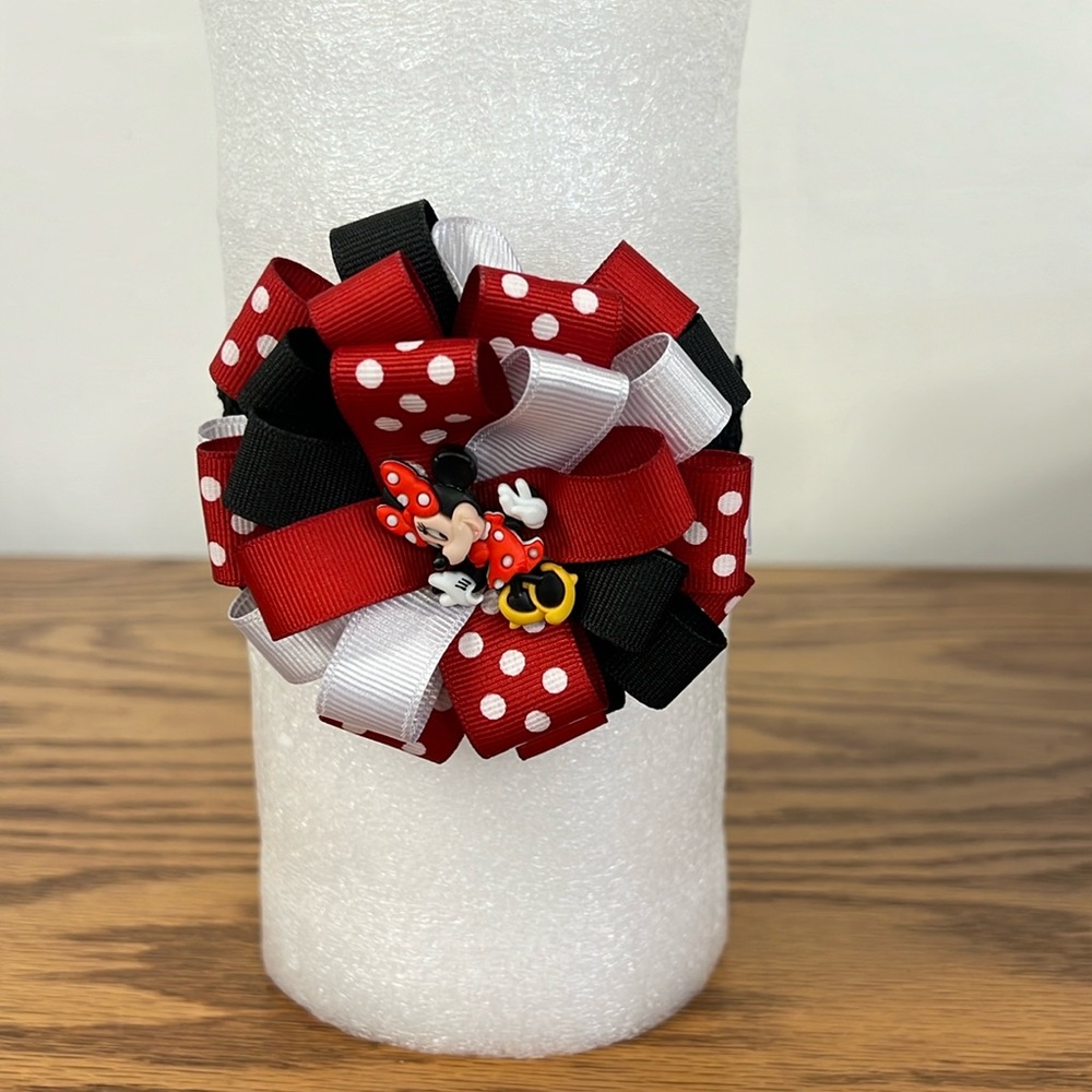 NWOT Minnie Mouse Baby Headband